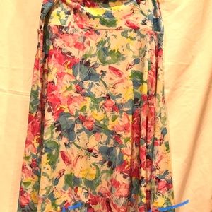 LulaRoe Azure skirt Sz XL